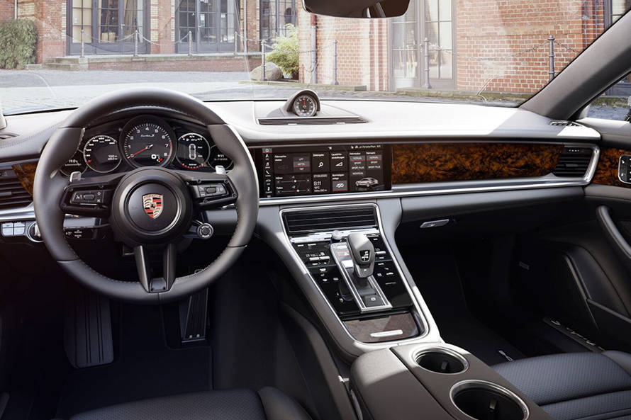 Porsche Panamera DashBoard