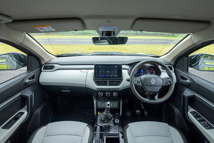 https://stimg.cardekho.com/images/carinteriorimages/930x620/Renault/Kiger/12295/1756793789377/dashboard-59.jpg?impolicy=resize&imwidth=420