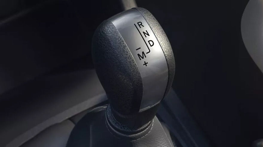 Renault Triber Gear Shifter