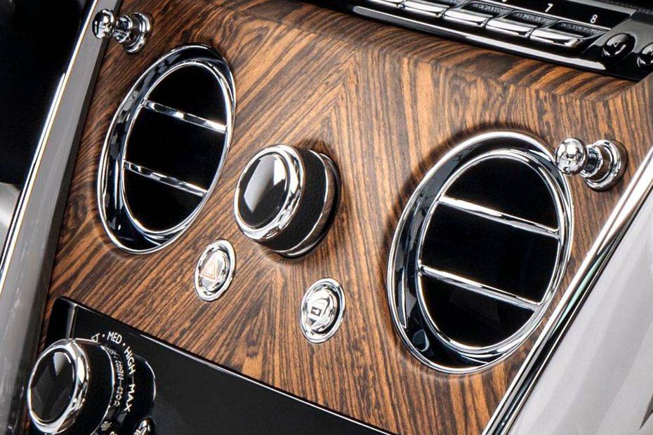 Rolls-Royce Cullinan Front Air Vents Image