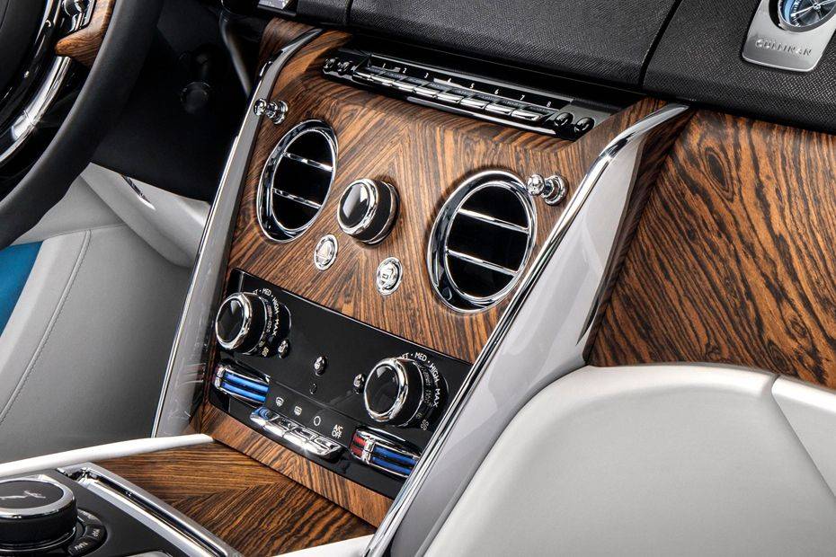 Rolls-Royce Cullinan Infotainment Stytem Image