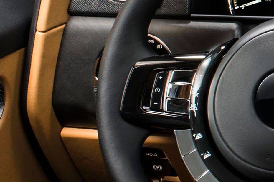 Rolls-Royce Cullinan Steering Controls Image