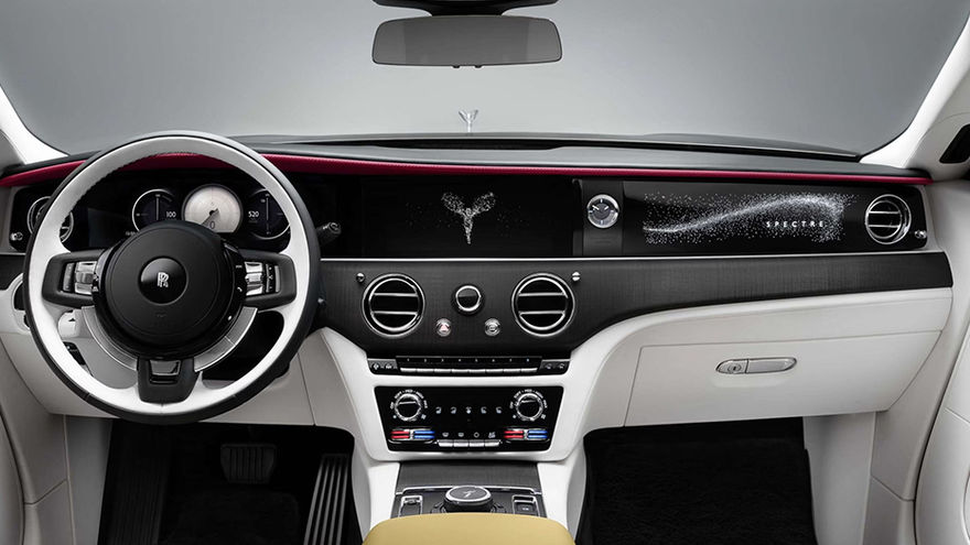 റൊൾസ്റോയ്സ് സ്പെക്ടർ dashboard