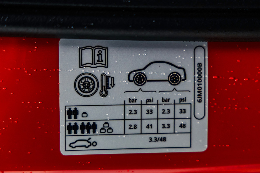 skoda-kylaq-interior-images-and-photos-cardekho