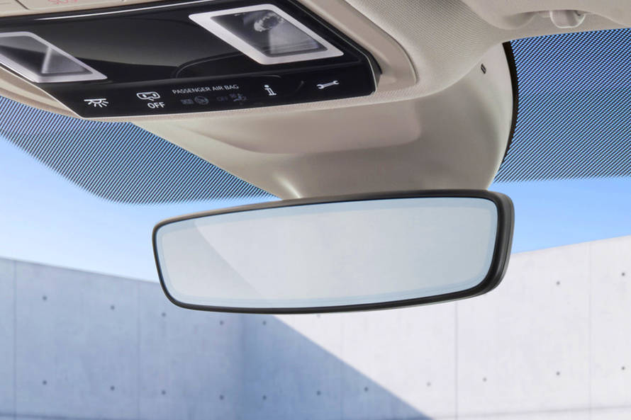 ஸ்கோடா ஆக்டிவா 2025 பின்புறம் காண்க mirror/courtesy lamps
