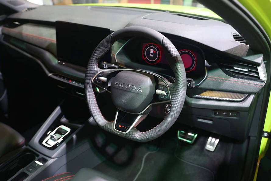 Skoda Octavia RS iV Steering Wheel