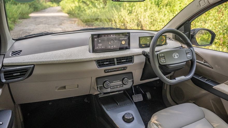 Tata Aeris Dashboard: Passenger's View Tata Aeris Dashboard: Passenger's View