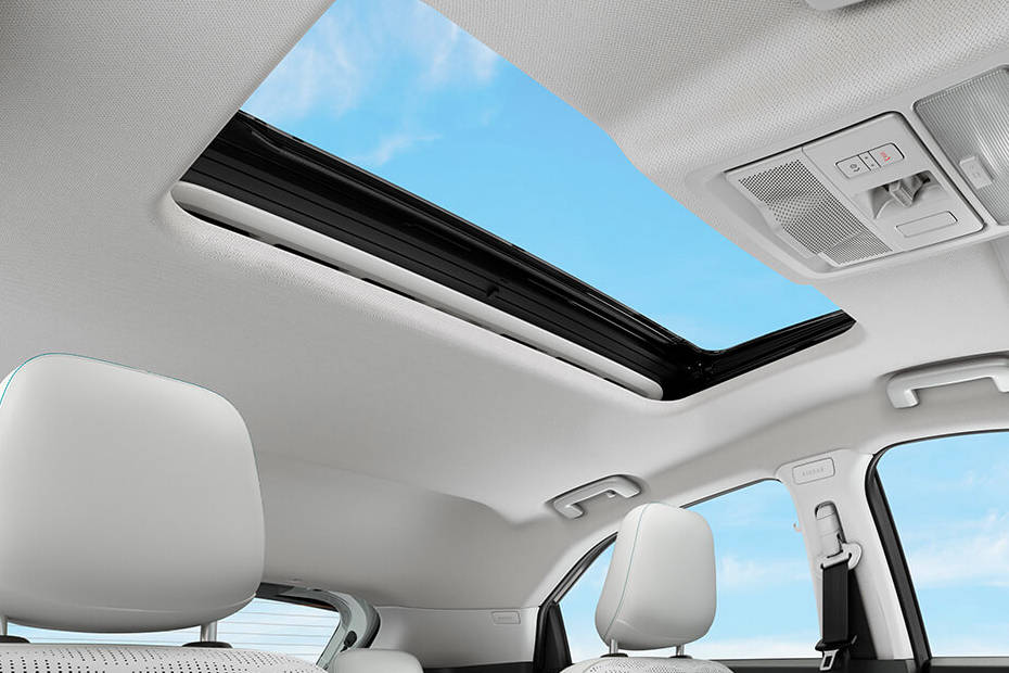 Tata Nexon EV 2023 Sun Roof/Moon Roof