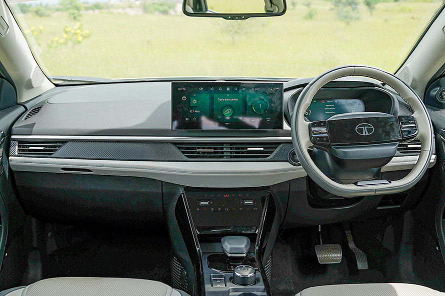 ಟಾಟಾ ನೆಕ್ಸಾನ್ ಇವಿ dashboard