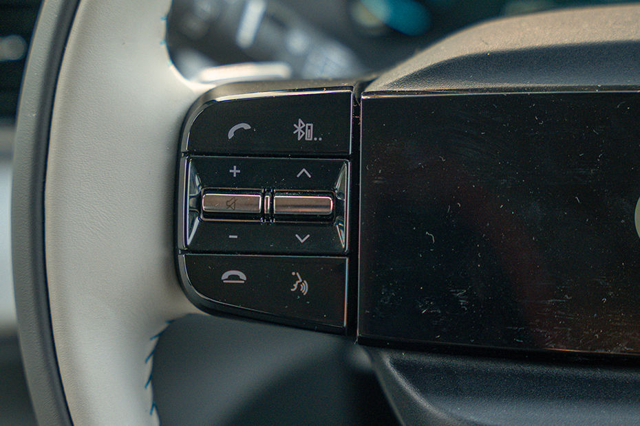 Tata Punch EV Steering Wheel Buttons (Left)