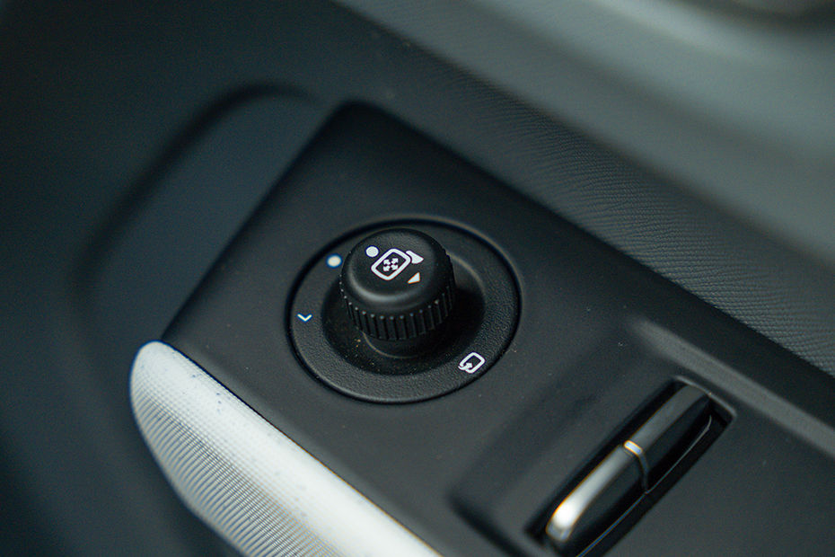 Tata Punch EV Mirror Adjustment Controls
