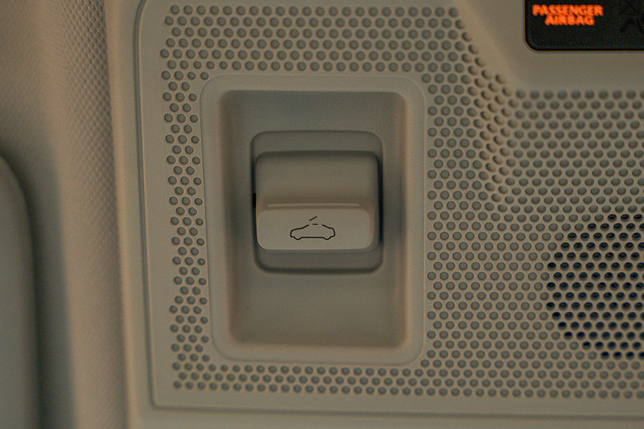 Tata Punch EV Sunroof Control