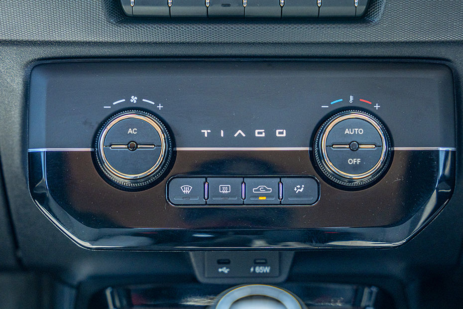 Tata Tiago AC controls Image
