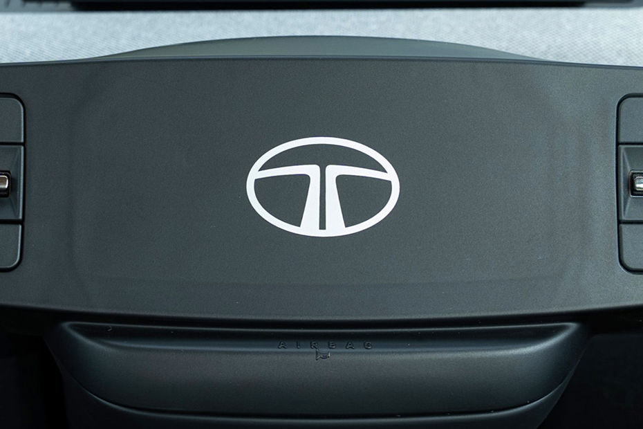 Tata Tiago Horn Image