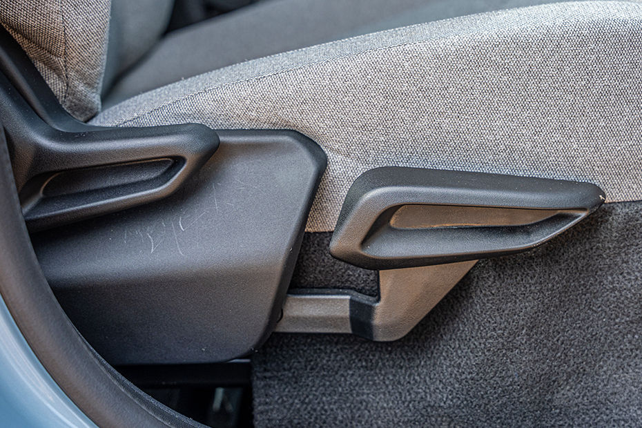Tata Tiago Seat Adjustment Image