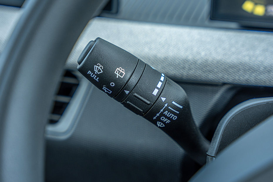 Tata Tiago Wiper control  Image