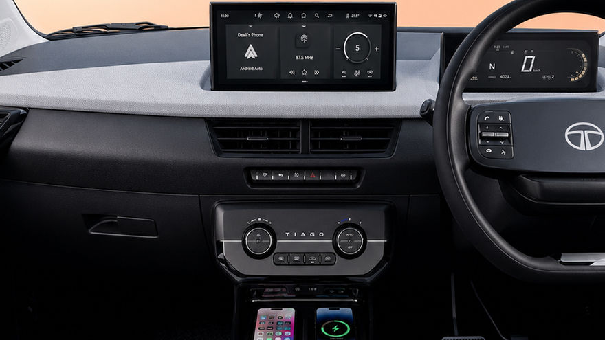 ടാടാ ടിയാഗോ dashboard controls