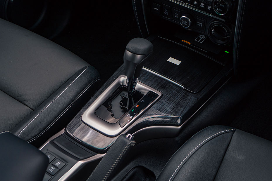 Fortuner thumb 7