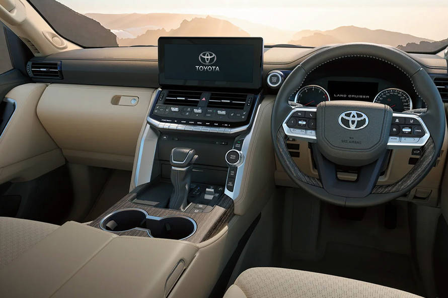Toyota Land Cruiser 300 DashBoard
