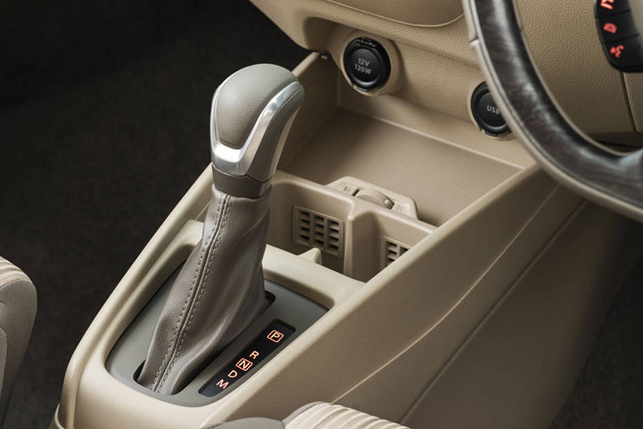 Toyota Rumion Gear Shifter