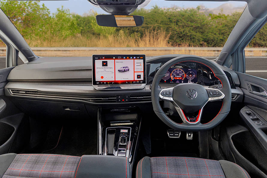 Volkswagen Golf GTI DashBoard