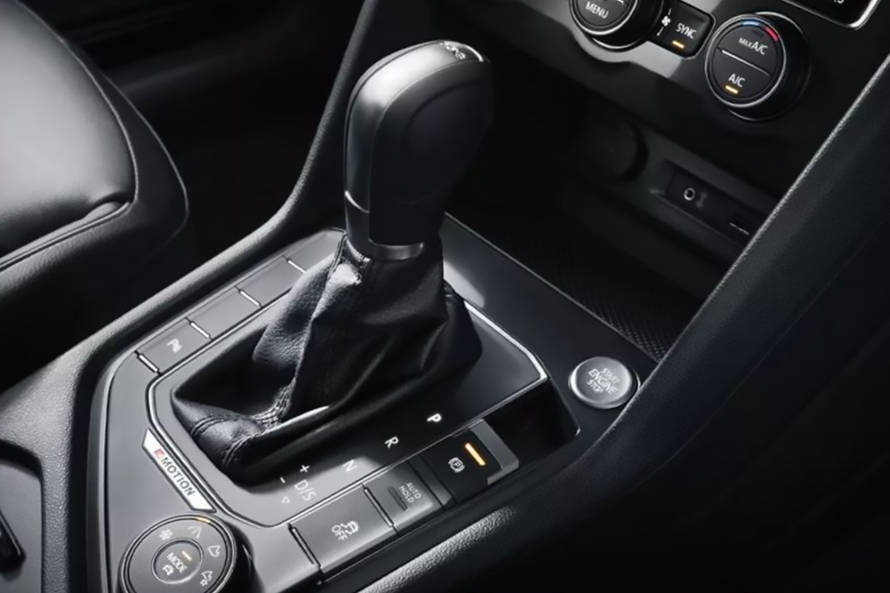 Volkswagen Tiguan Allspace Gear Shifter