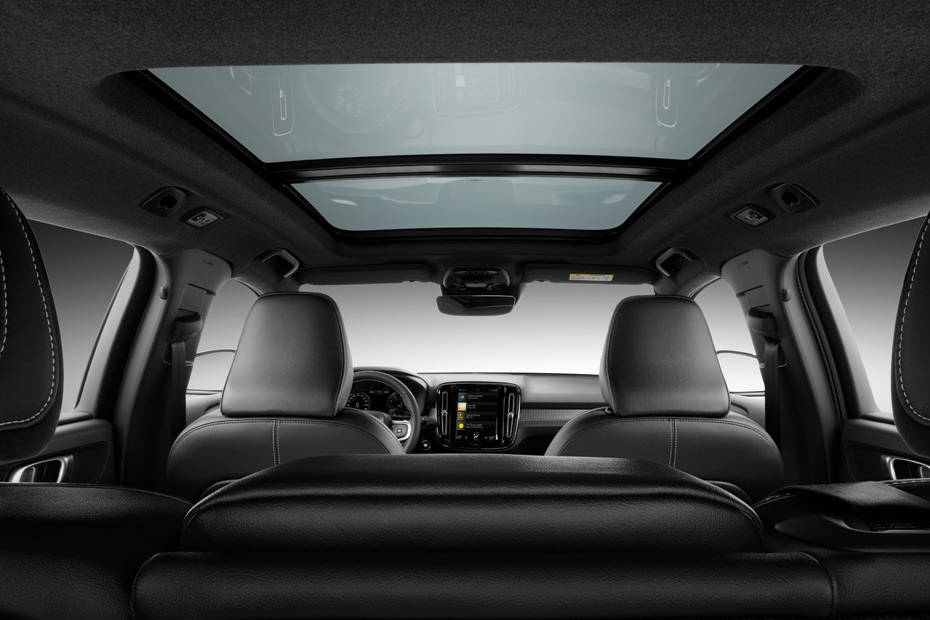 Volvo XC40 Recharge Sun Roof/Moon Roof