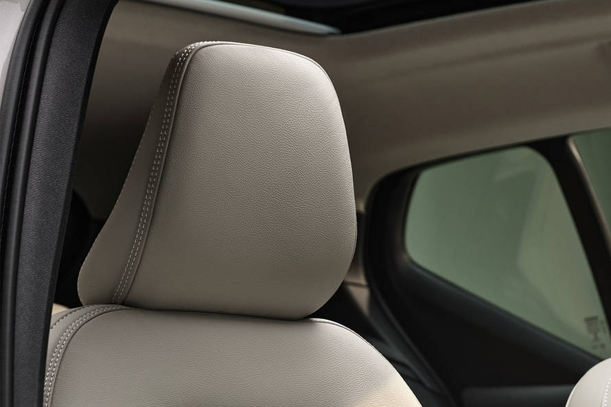 Volvo XC40 Seat Headrest 
