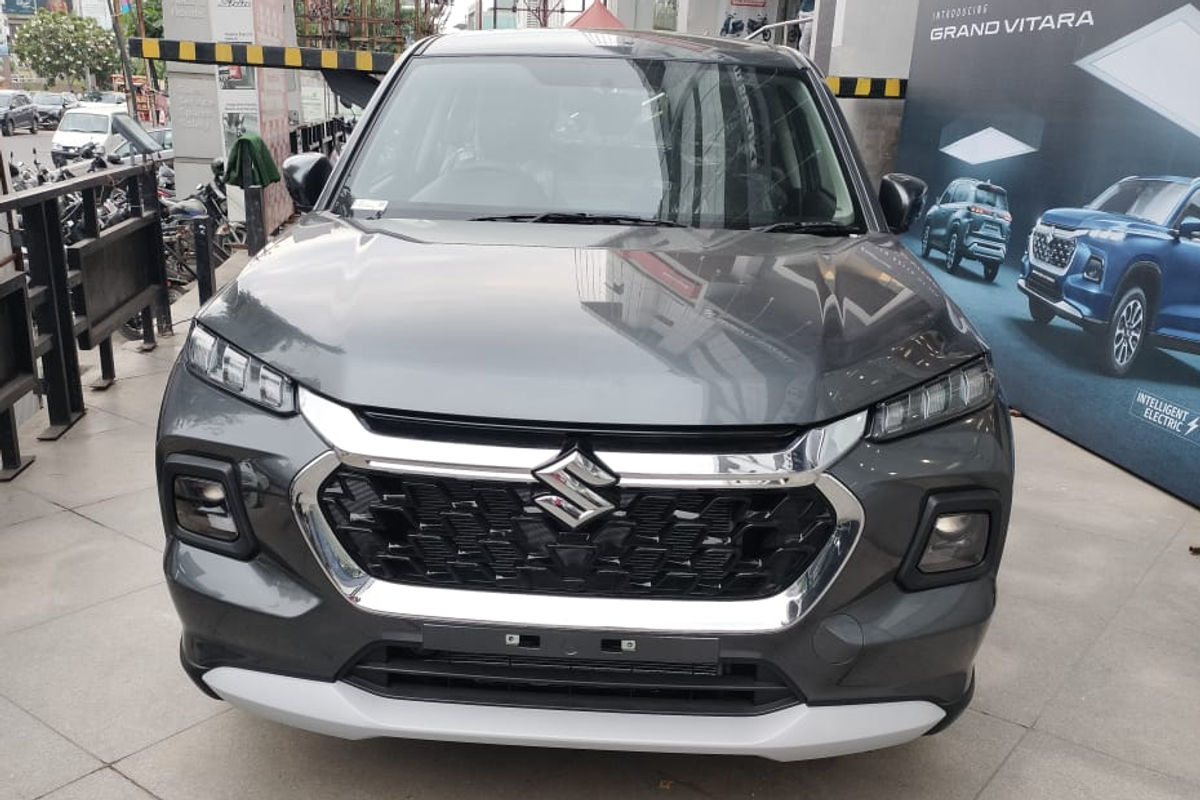 2022 Maruti Grand Vitara Sigma front 2022 Maruti Grand Vitara Sigma front