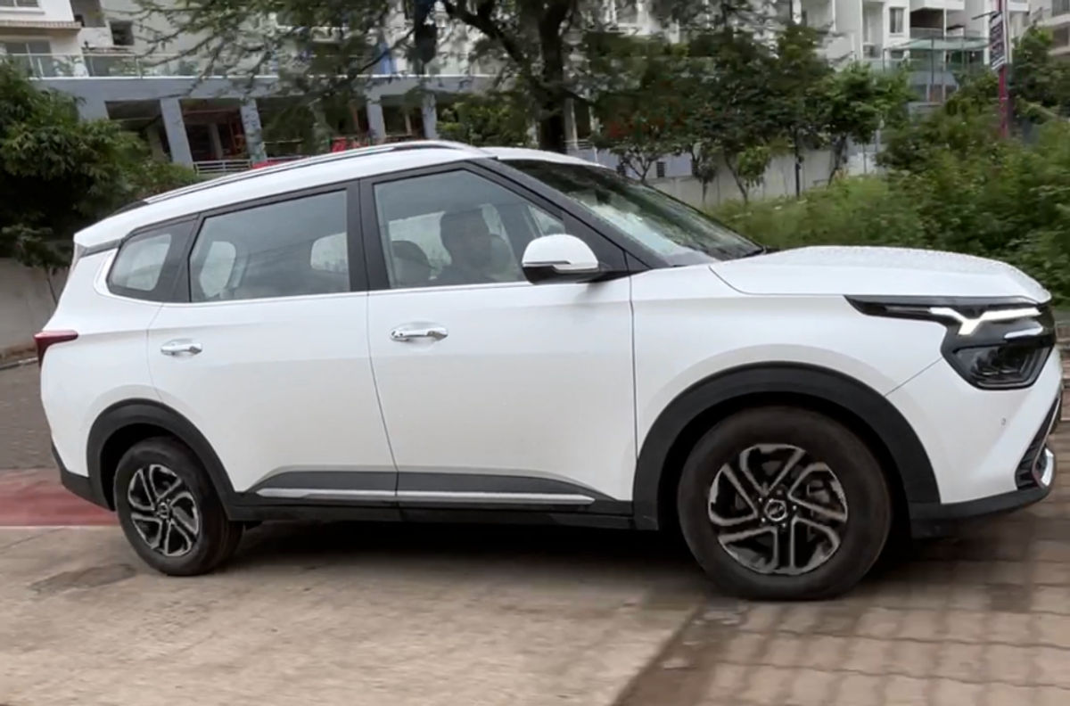 Kia Carens UltraContact UC6 TYRES Kia Carens UltraContact UC6 TYRES