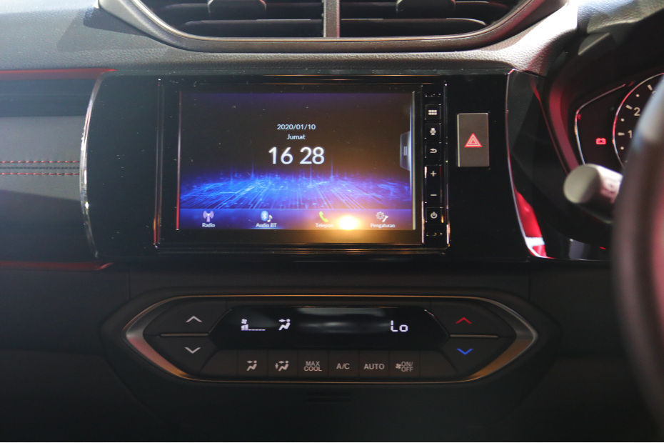Honda WR-V RS 2022 infotainment system