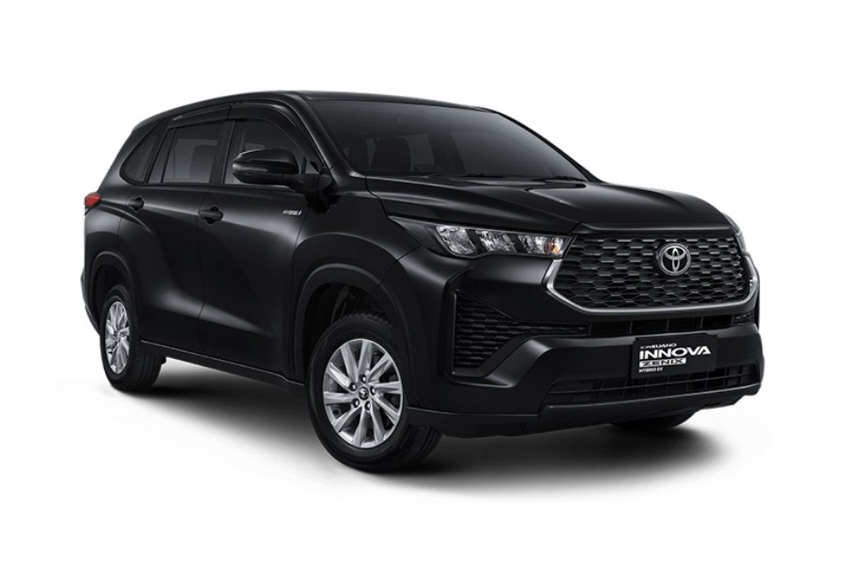 Toyota Innova Hycross