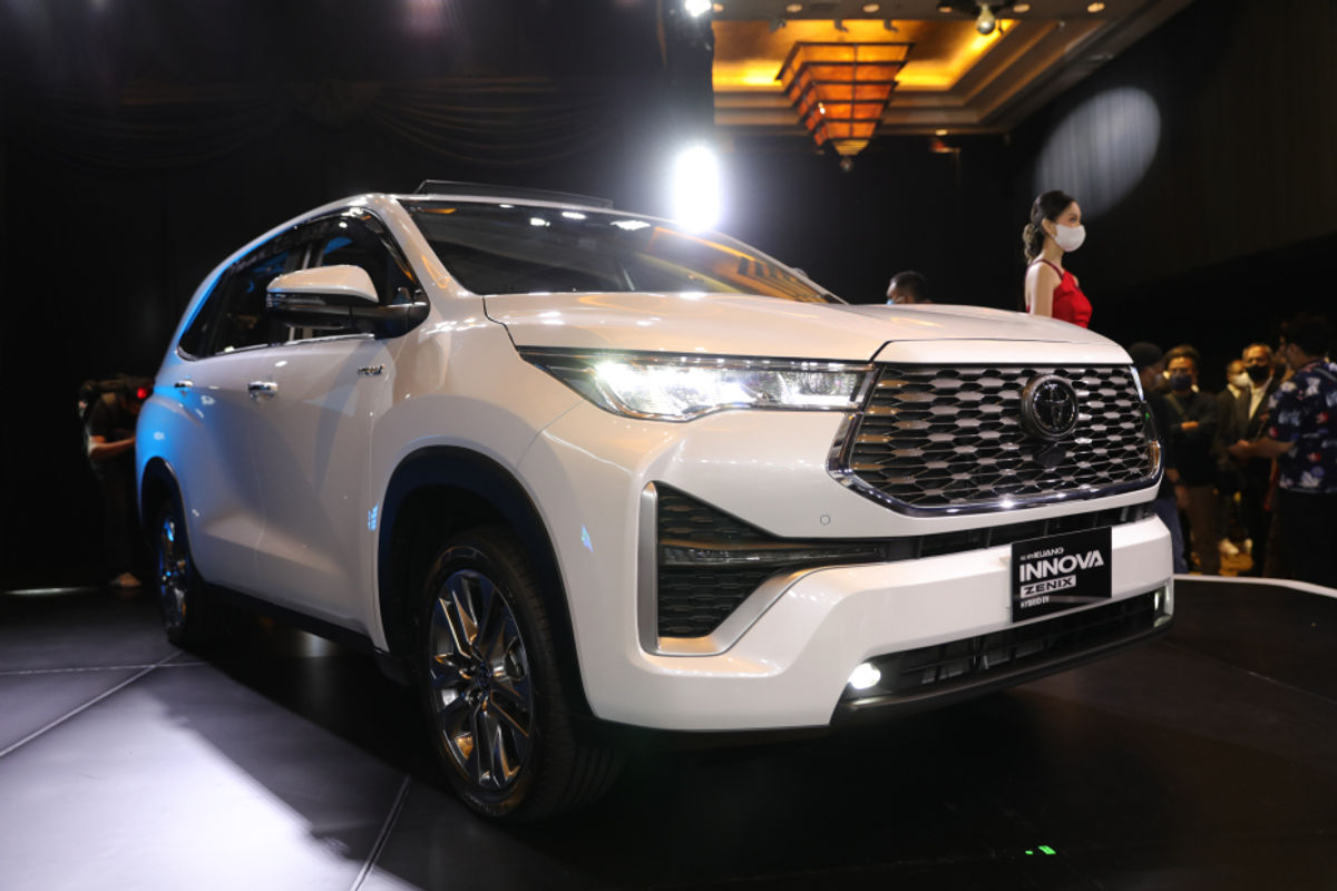 Toyota Innova Hycross Toyota Innova Hycross