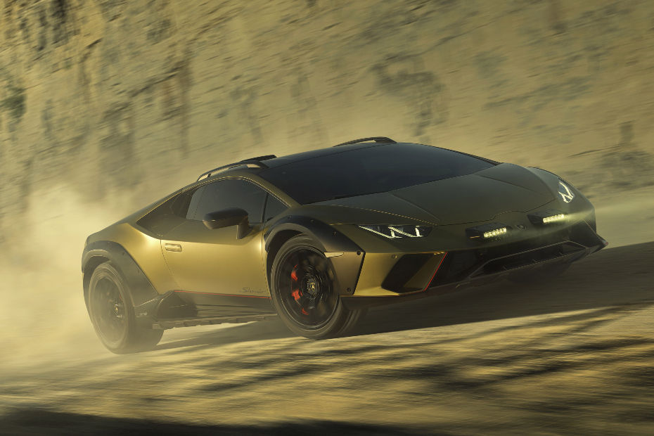 Lamborghini Huracan Sterrato off-roading