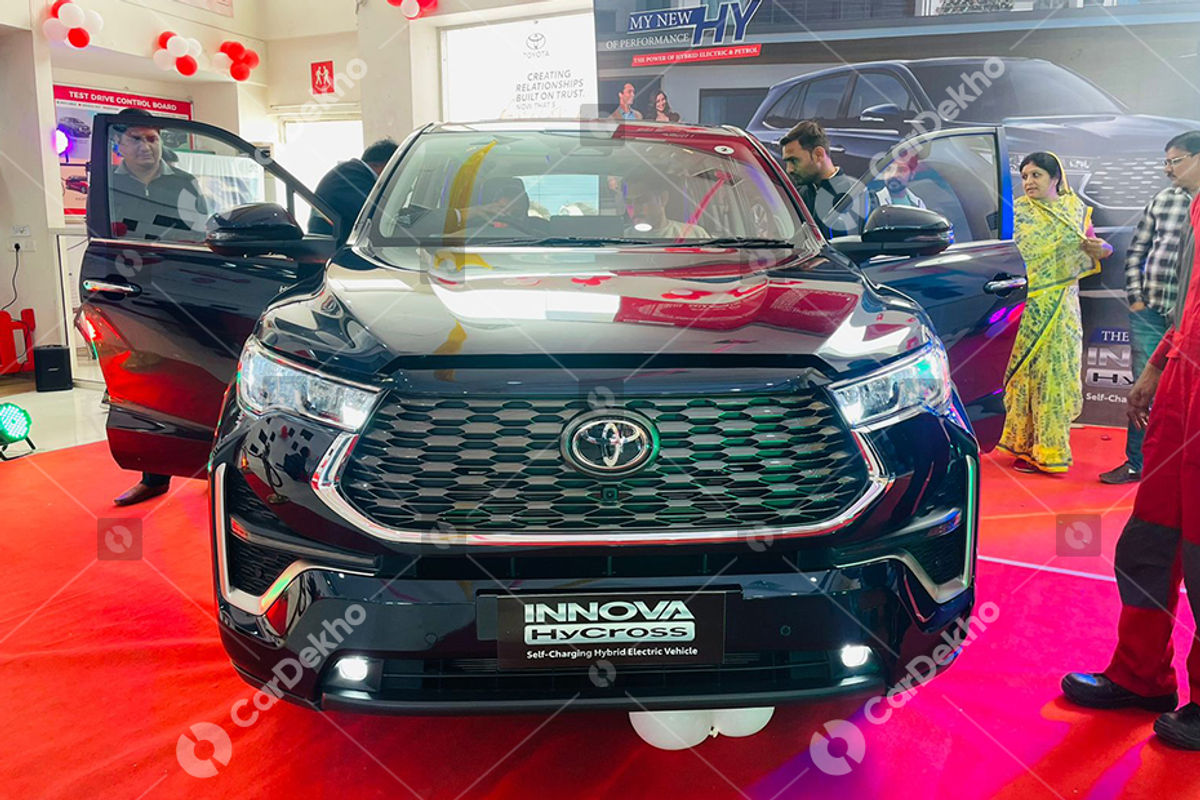 Toyota Innova Hycross Toyota Innova Hycross