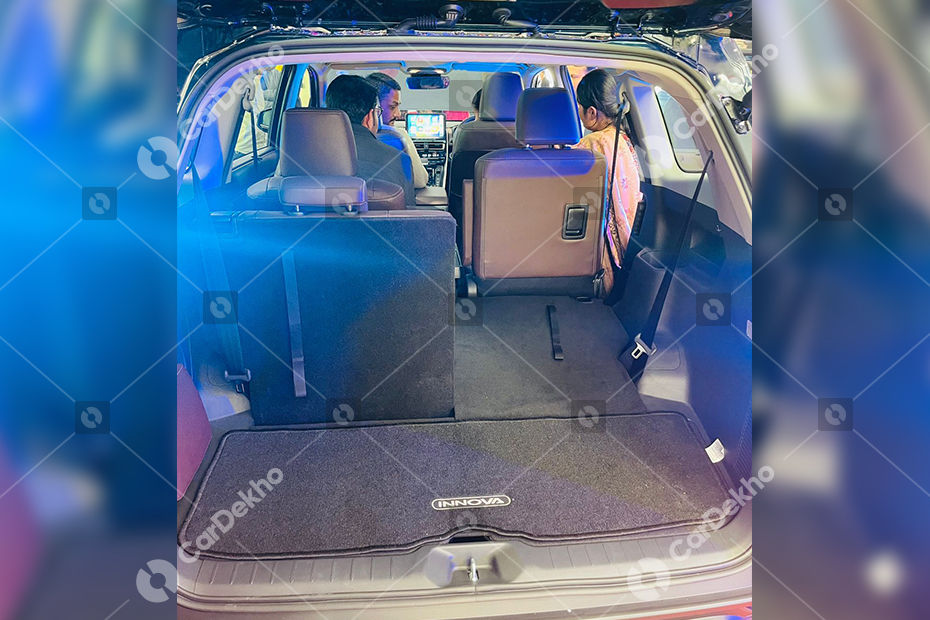 Toyota Innova Hycross Toyota Innova Hycross