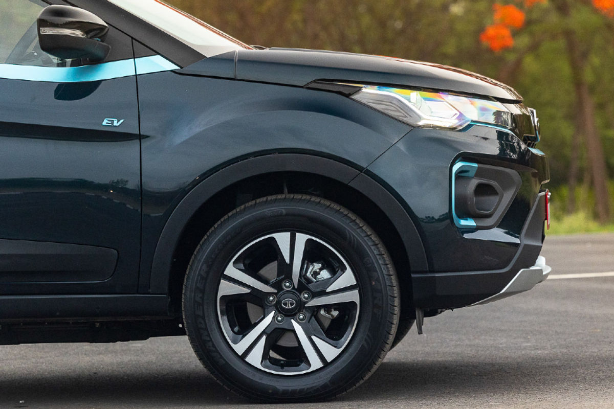 Tata Nexon EV Max Tata Nexon EV Max
