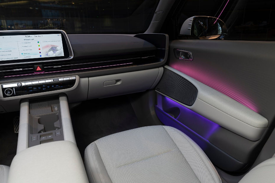 Hyundai Ioniq 6 interior Hyundai Ioniq 6 interior