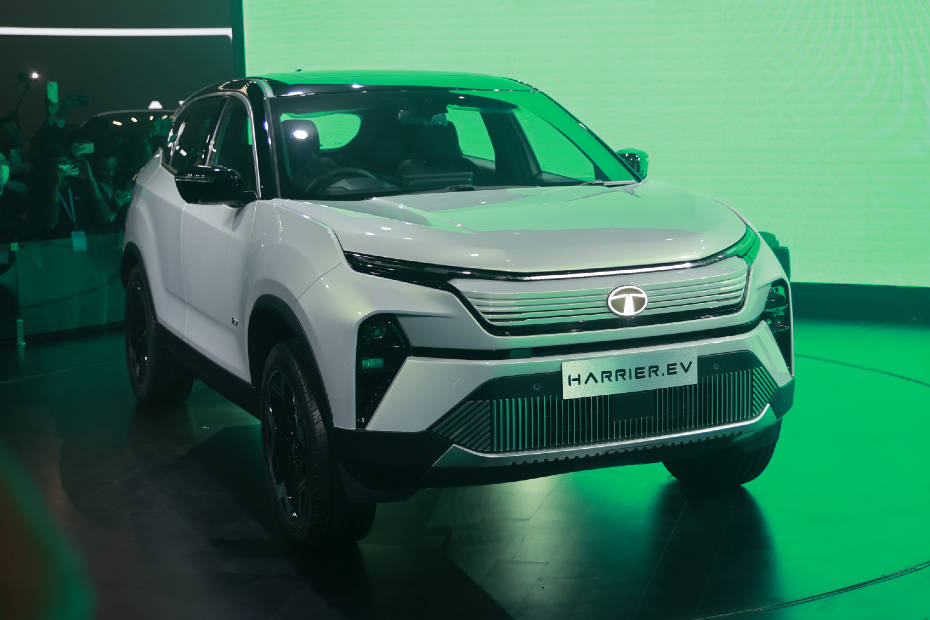 Tata Harrier vs Harrier EV Concept: Detailed Comparison In Images ...