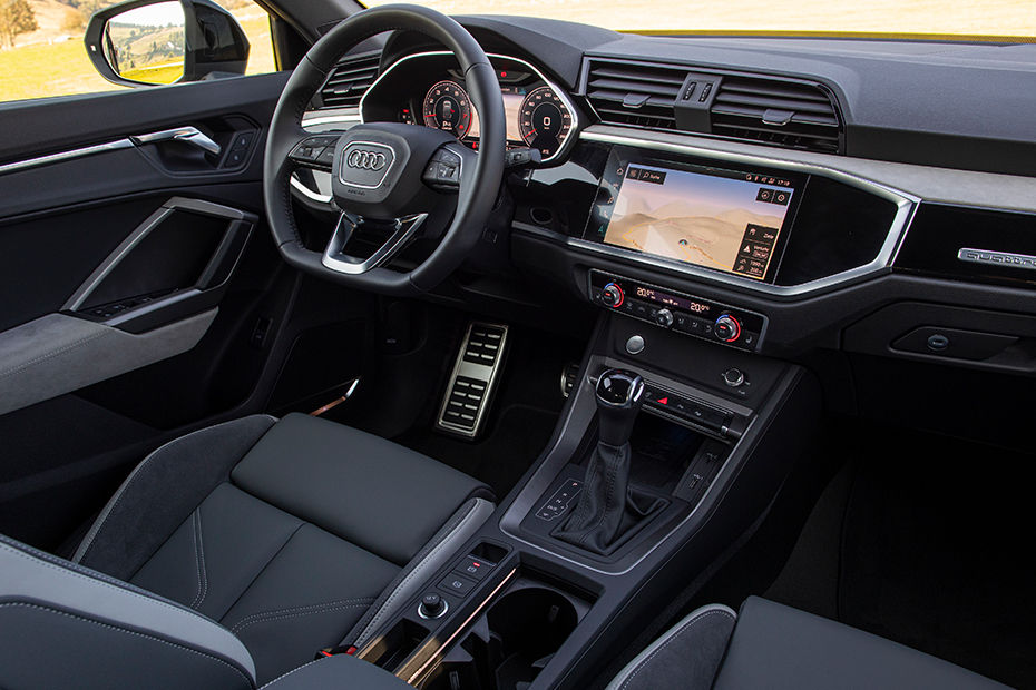 2023 Audi Q3 Sportback cabin