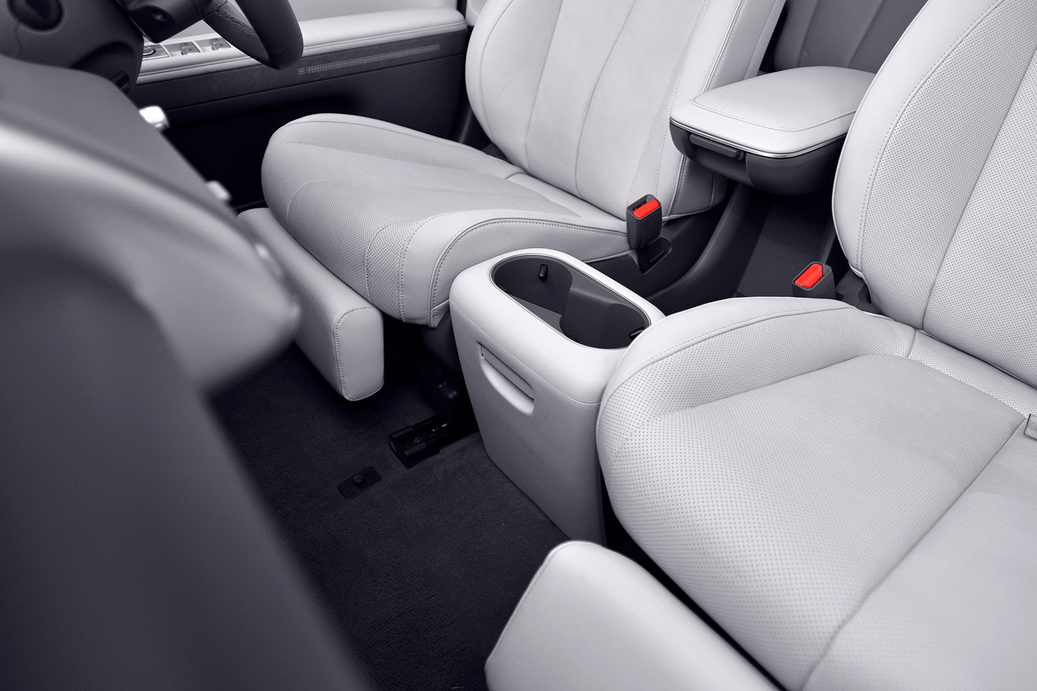 Hyundai Ioniq 5 Front Seats