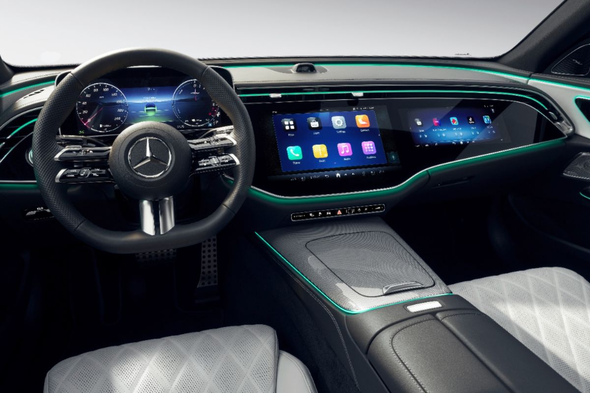 Mercedes-Benz E-Class Interior