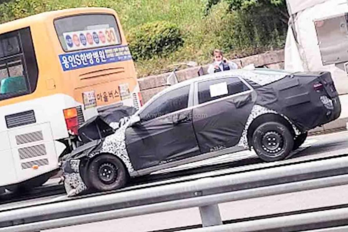 New-gen Hyundai Verna test mule crashed 