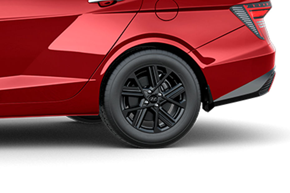 Hyundai Verna: Rear Disc Brakes