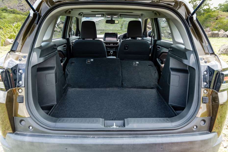 Maruti Brezza Boot Maruti Brezza Boot