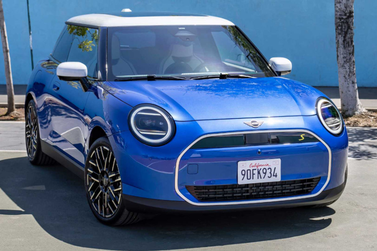 2024 Mini Cooper Electric Front