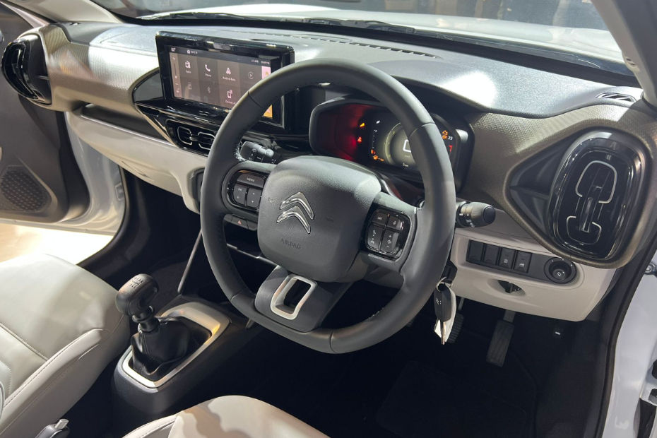Citroen C3 Aircross interior