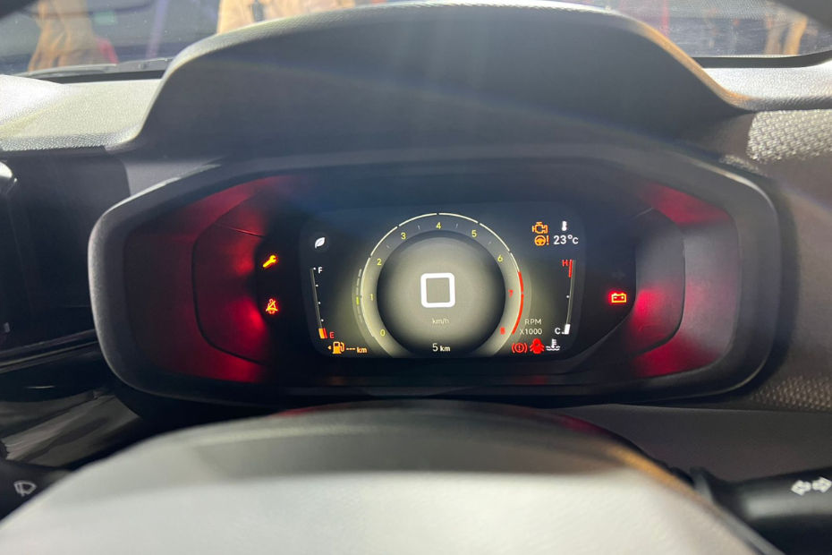 Citroen C3 Aircross digital driver