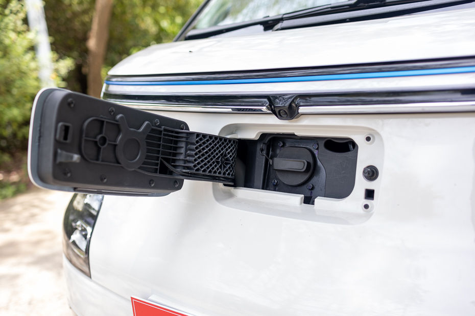 MG Comet EV Charging Port