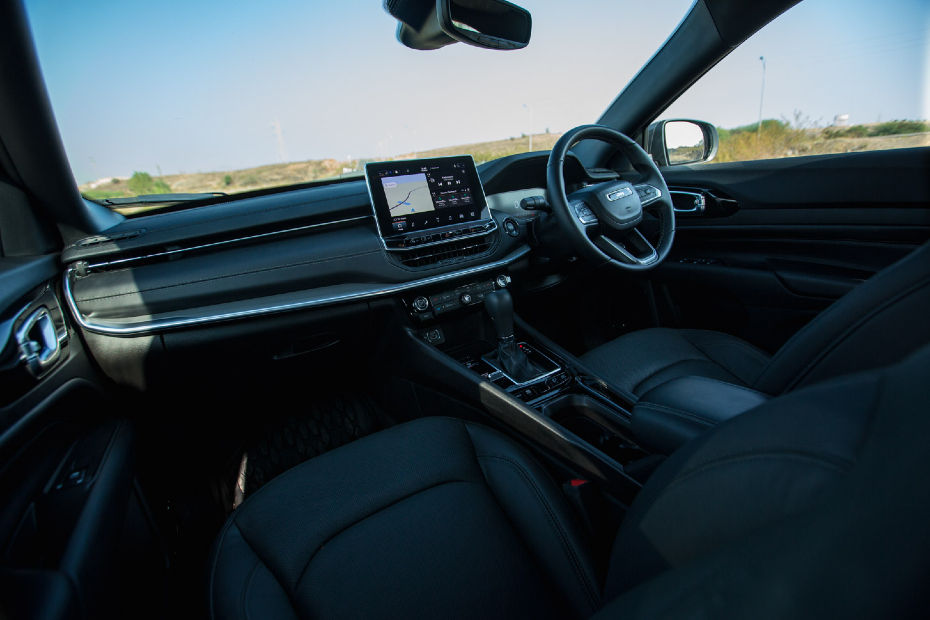 Jeep Compass Cabin
